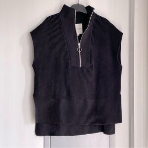 PART TWO Black Sleeveless Sweater Vest with Zipper